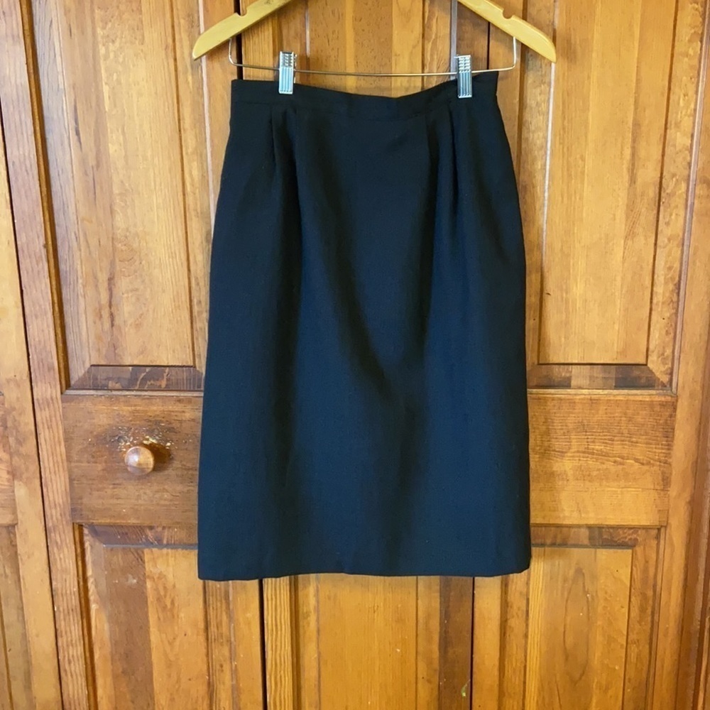 Atrium Skirt Career with Pockets